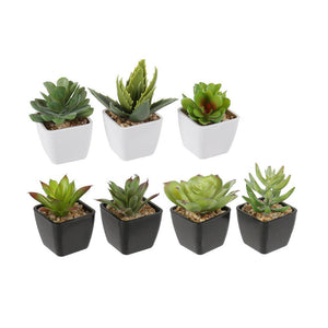 Small Green Plastic Artificial Succulent Plants in Mini Plastic Pots, Random Style, 1Pc/Pack